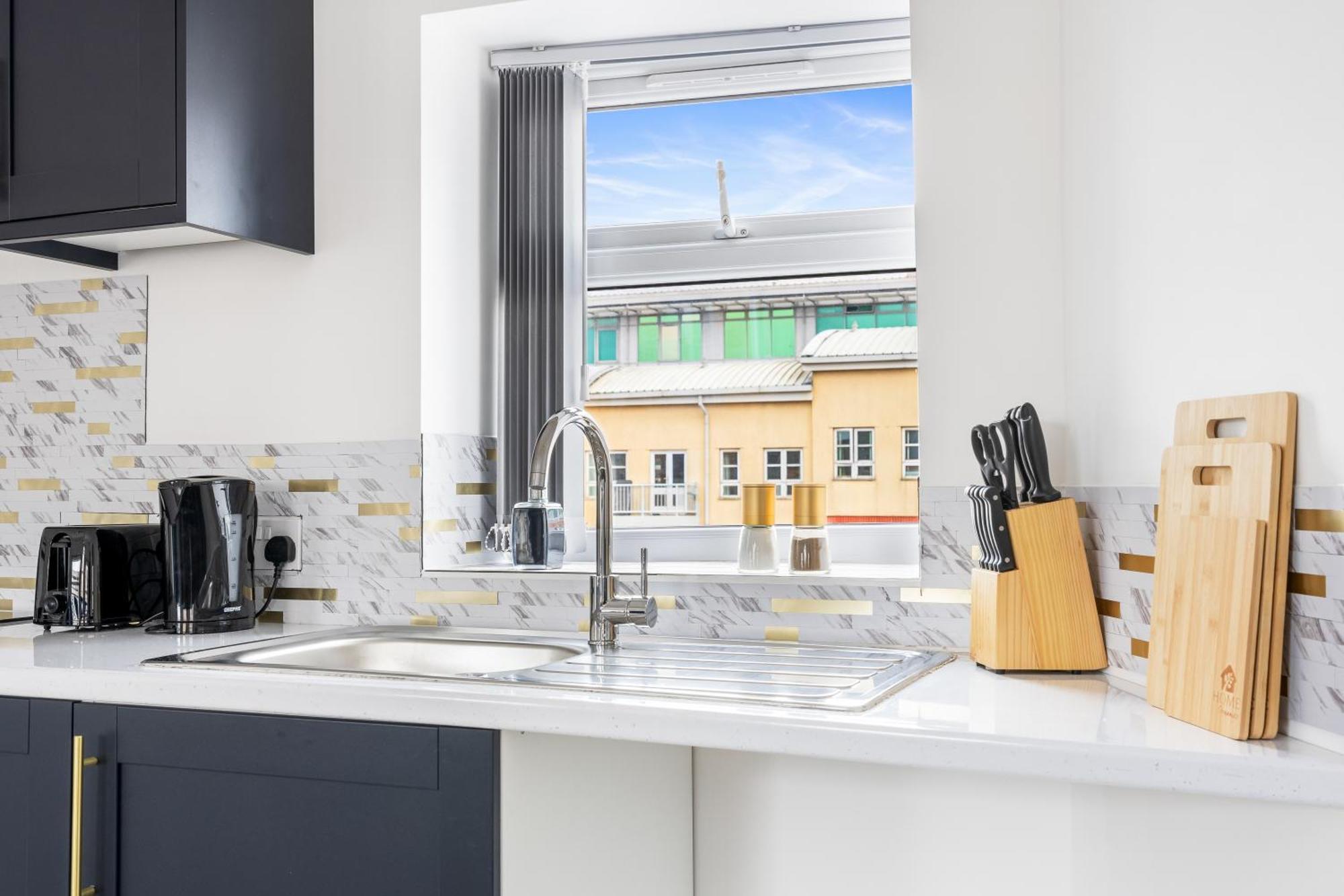 Boutique Family Apartment In Jewellery Quarter For 6 Birmingham Bagian luar foto